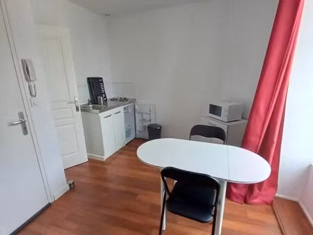 studio 1 pièce 15 m²