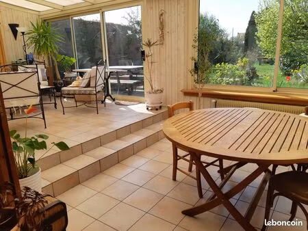 maison lumineuse avec véranda et jardin plein sud – emplacement idéal