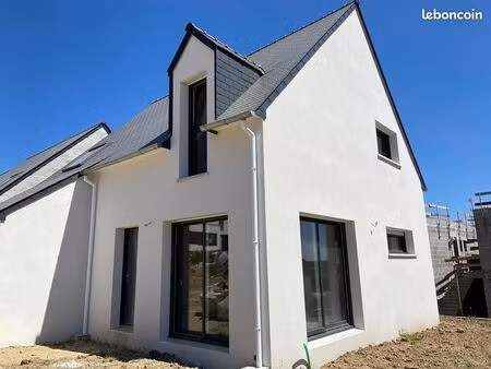 maison 111 m² guecelard