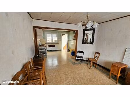 maison 6 pièces 77 m²