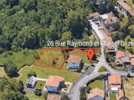 terrain de 1100 m2  unique & projet divisible   forêt première ligne