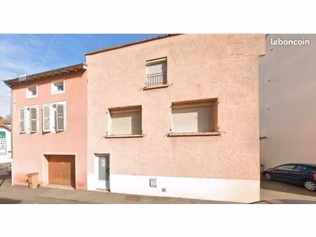 immeuble 8 pièces 160 m²