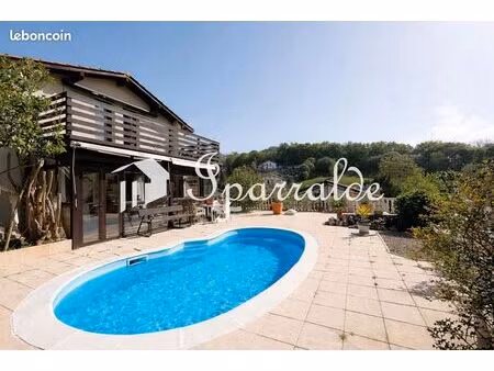 coup de cœur assuré – maison familiale avec piscine  calme absolu et fort potentiel