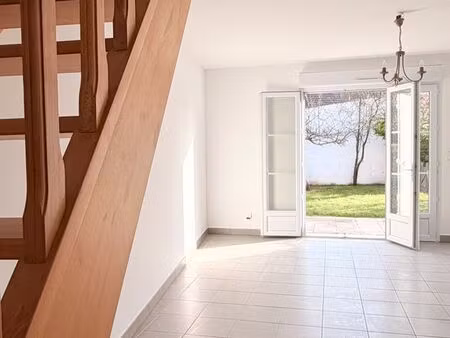 à 1 5 km de la plage - maison rénovée avec jardin et terrasse plein sud