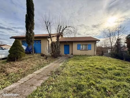 maison 8 pièces 185 m²
