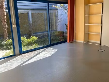 bureau activité tertiaire