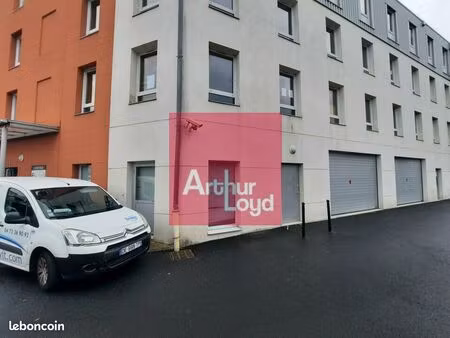 local d'activite 157 m² clermont ferrand