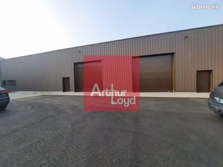 local d'activite 500 m² cournon d'auvergne