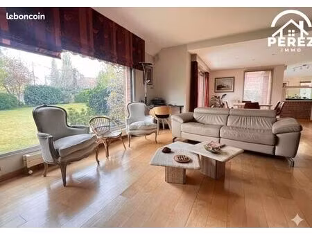 maison 5 pièces 145 m²