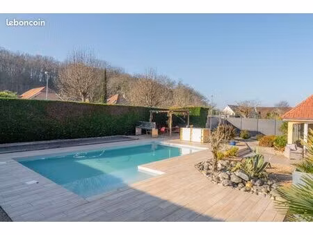 maison familiale de standing avec piscine et espace bien-être – proche pau