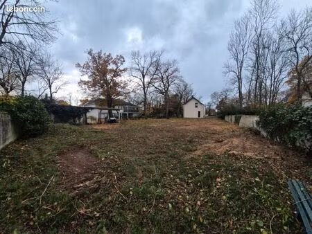 terrain 700m2 richwiller