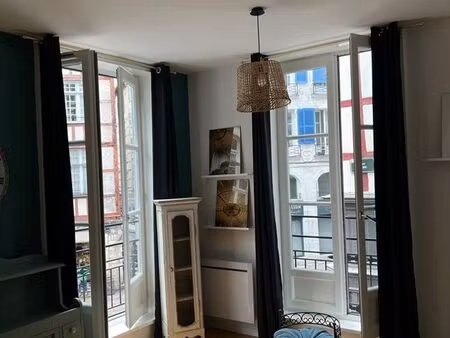 charmant t2 centre ville historique