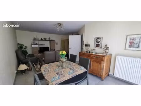 appartement 3 pièces 77 m²