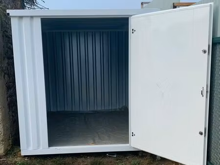 location box de stockage / garage / garde-meuble – arudy (64260)