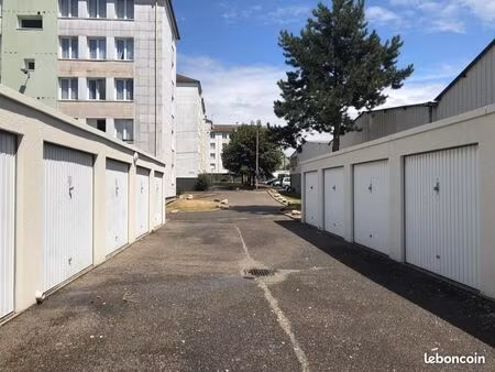 garage/box 14 m² le petit quevilly