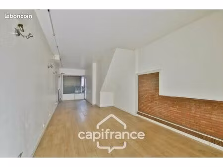 local commercial 85 m²