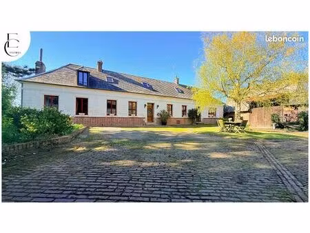 corps de ferme 7 pièces 165m2