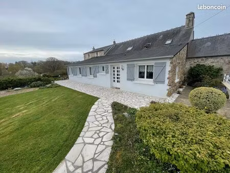 longère 6 pièces 138 m²