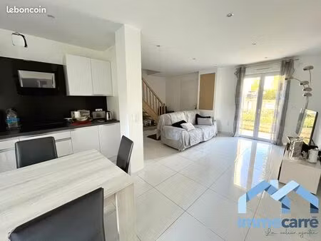 maison 3 pièces 80 m²