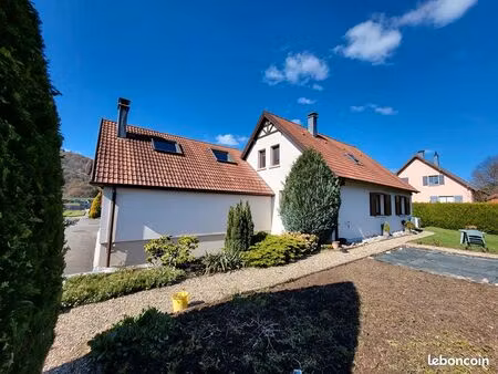 propriété 9 pièces 142 m²