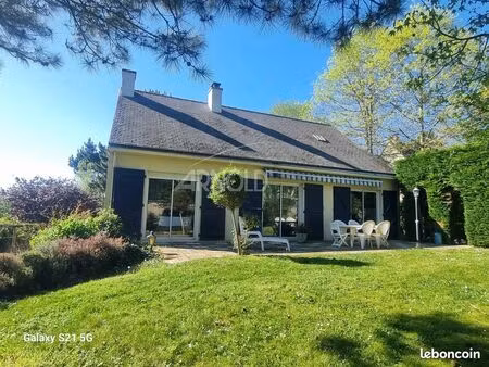 maison 8 pièces 110 m²