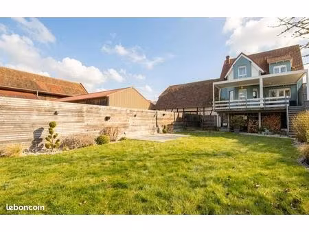 maison 7 pièces 216 m²