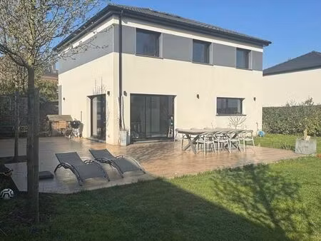 maison 5 pièces 149 m²
