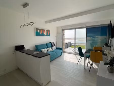 studio 1 pièce 33 m²