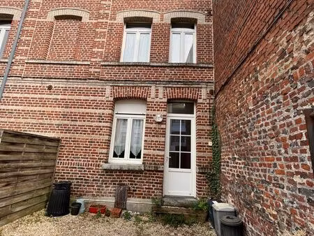 charmante petite maison triplex