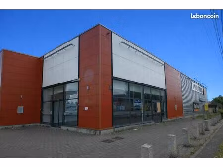 local commercial 410 m²