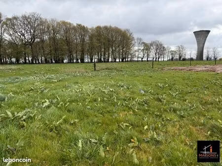 terrain 650 m² emanville