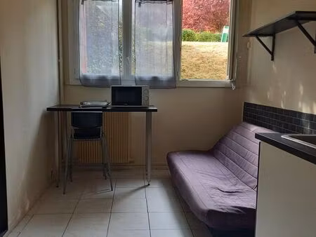 appartement 1 pièce 12 m²
