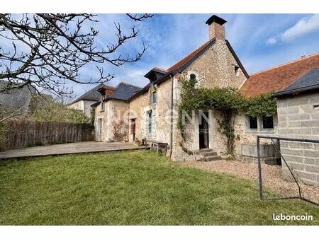 propriété 5 pièces 145 m²