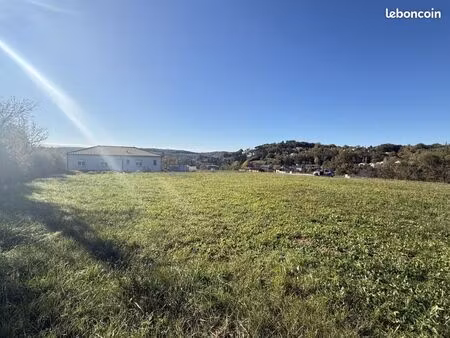 terrain 700 m² realmont