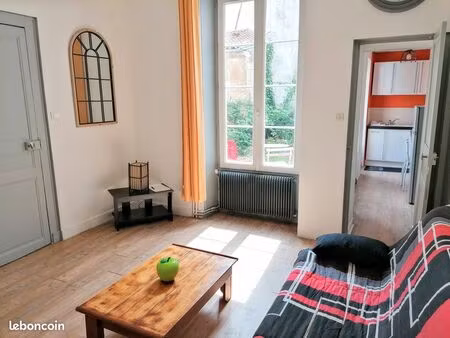 studio avec jardin face uco