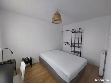 chambre 1 pièce 8 m²