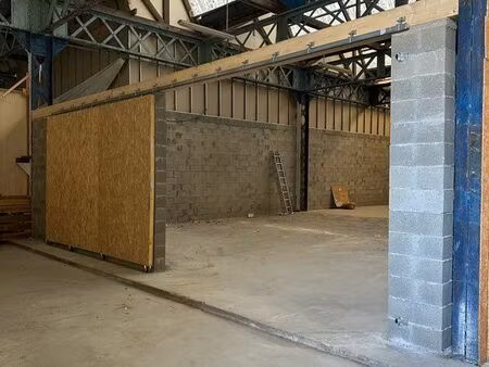 box / local de stockage 50 m² - hennebont