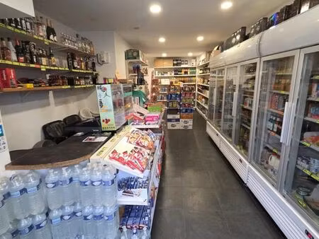 murs commerciaux 36 m² loos