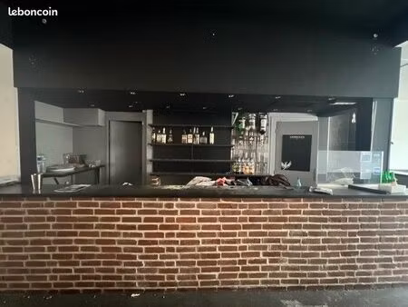 local commercial 60 m²