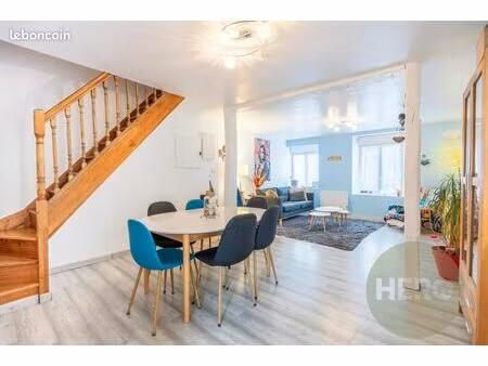 maison de ville 5 pièces 110 m²