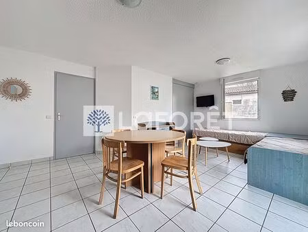 immeuble 4 pièces 73 m²
