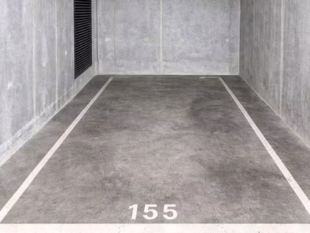 parking/box 15 m² lille