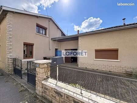 maison de village 5 pièces 120 m²