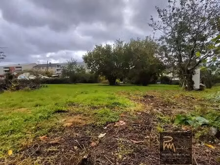 terrain 1199 m² le mans