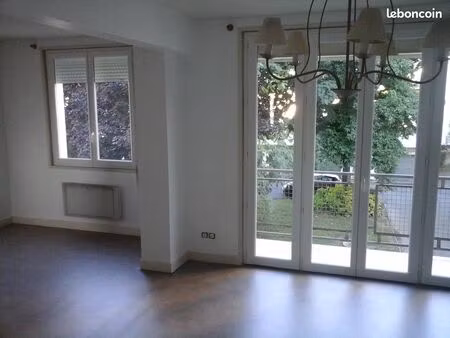 grand t2 lumineux tarbes - parking