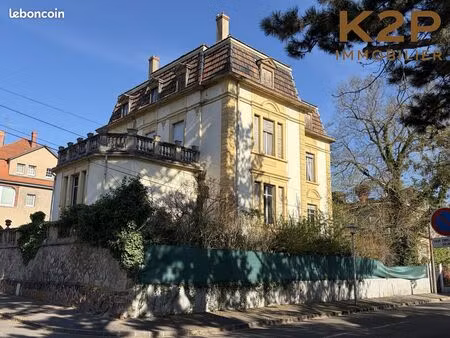 villa 11 pièces 325 m²