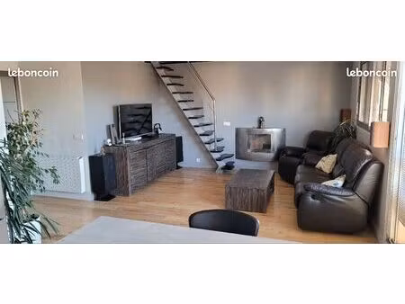 duplex 76m2 carrez (93 habitable) 2 chambres  place parking