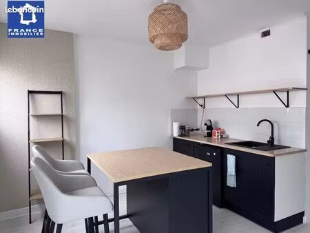 immeuble 4 pièces 160 m²