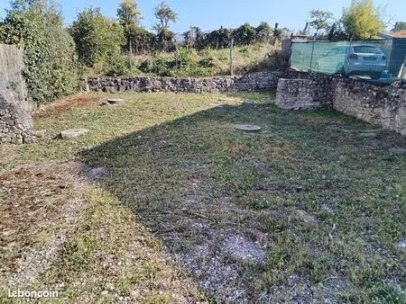 petite parcelle de terrain