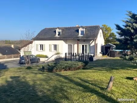 maison familiale 125 m² – 4 chambres – terrain 1320 m² – vue pyrénées – gardères